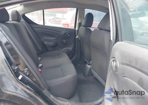 2018 Nissan Versa 1.6 S z USA, uszkodzony, nr VIN 3N1CN7AP7JL832381